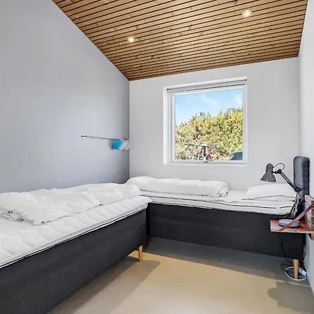 別荘 4 Bedroom Lovely In Hvide Sande *