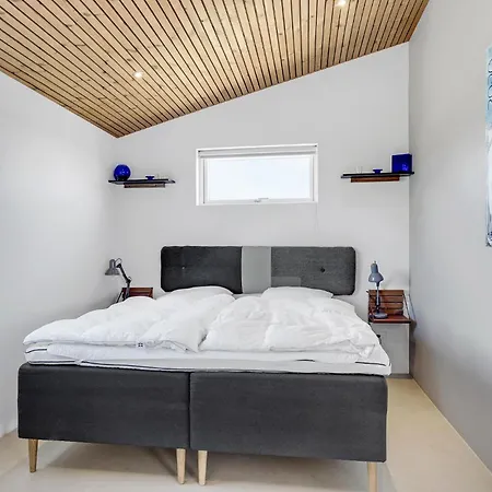 4 Bedroom Lovely In Hvide Sande Havrvig