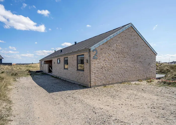 Дом отдыха 4 Bedroom Lovely In Hvide Sande