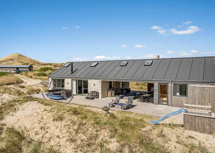 Дом отдыха 4 Bedroom Lovely In Hvide Sande